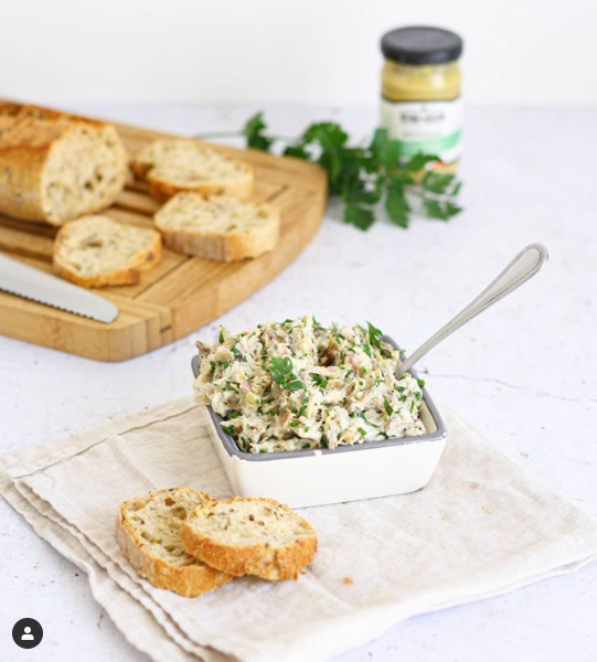 Mackerel dip and mustard with Provence herbs